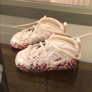 Baby Nike sneakers size 4